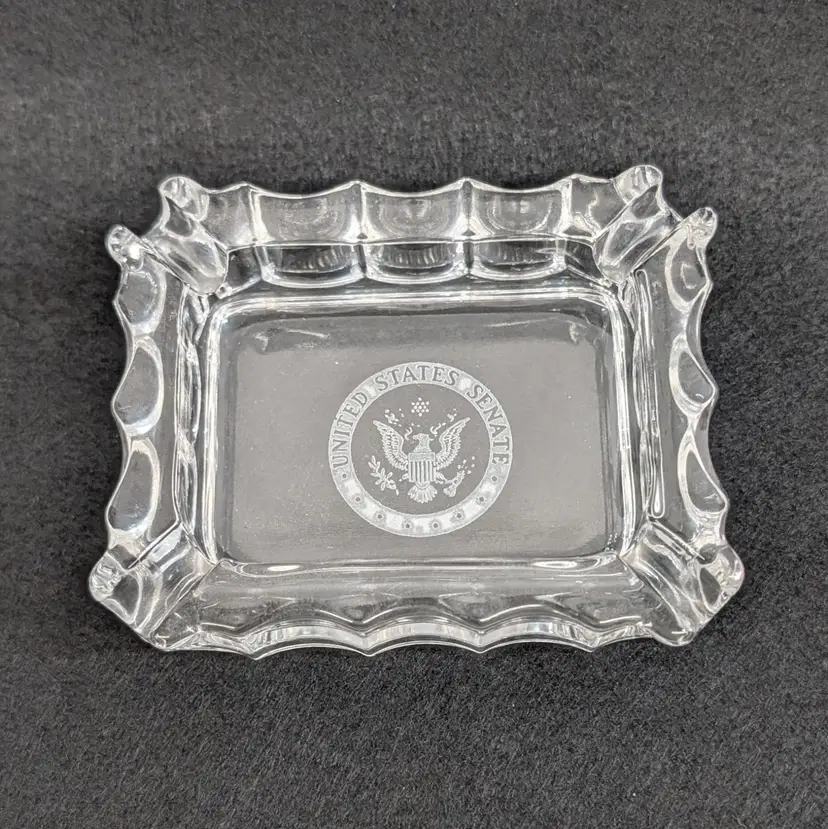 Vintage United States Senate Seal Etched Glass Ashtray Clear No Signature 4 x 3"