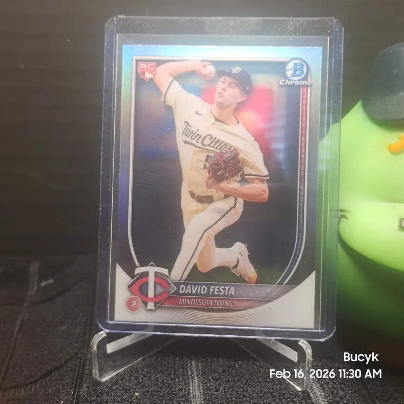 2025 Bowman Chrome Red RC - David Festa Minnesota Twins