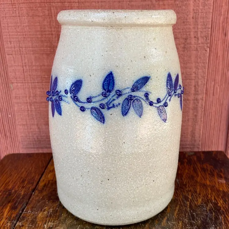 Salmon Falls Pottery Crock / Utensil Holder 7” Tall. Blueberry Vines Pattern. Artist Signed GR.