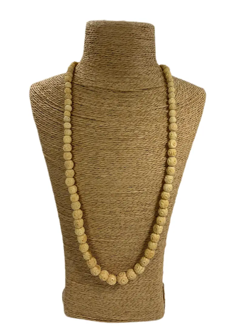 Graduated Carved Bead Necklace Circle Design Boho Vintage Art Jewelry 27”