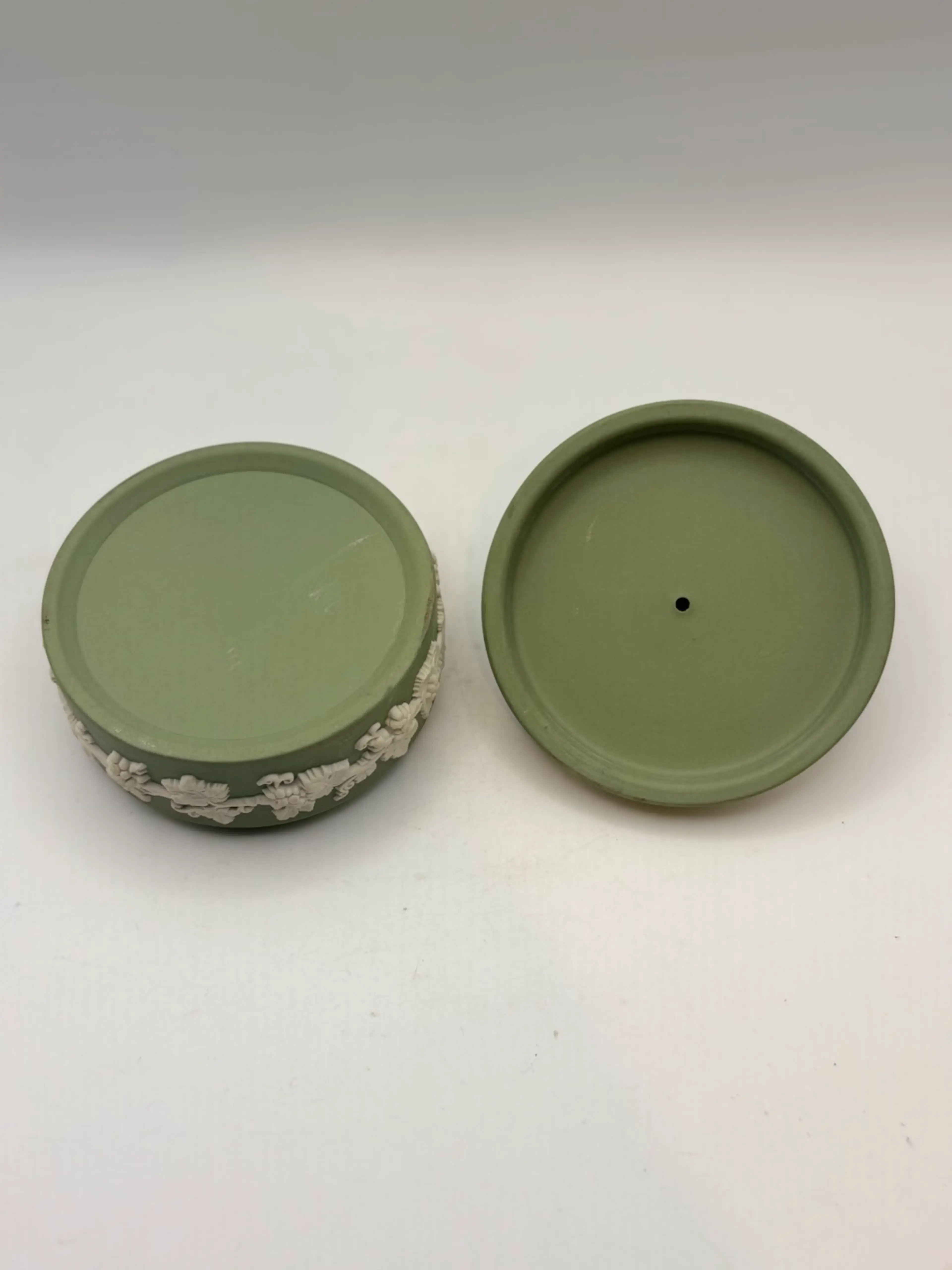 Image 4 of 8