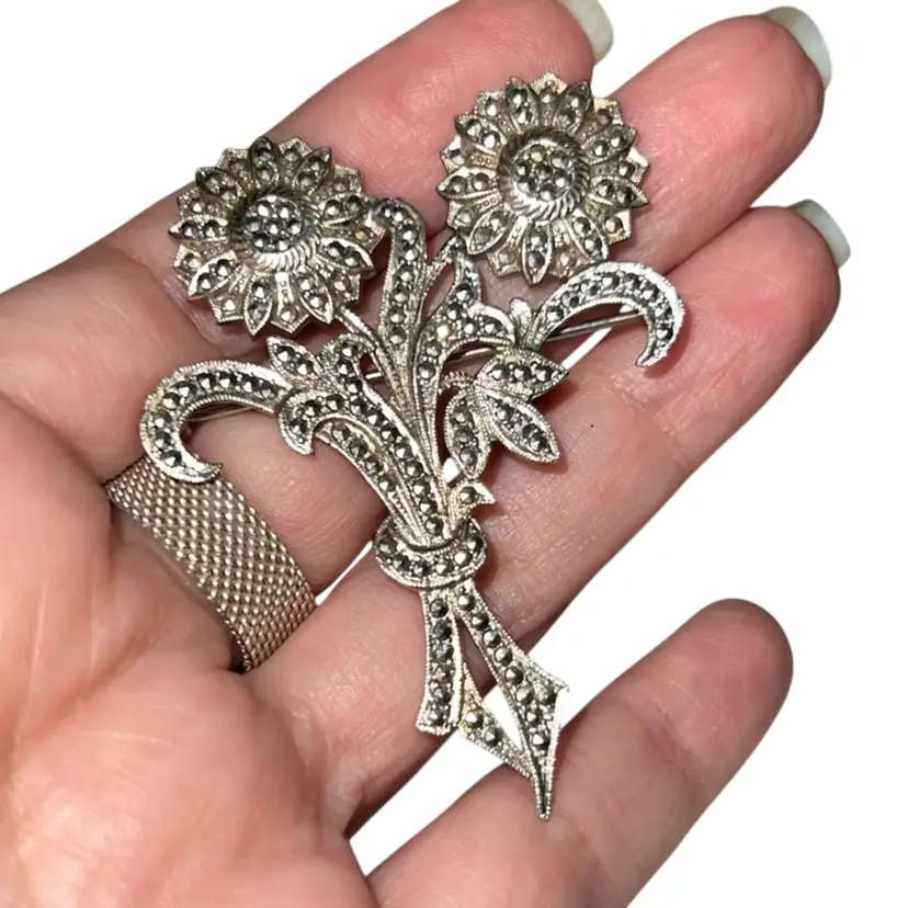 Sterling & Marcasite Sunflowers Brooch 2 1/4”
