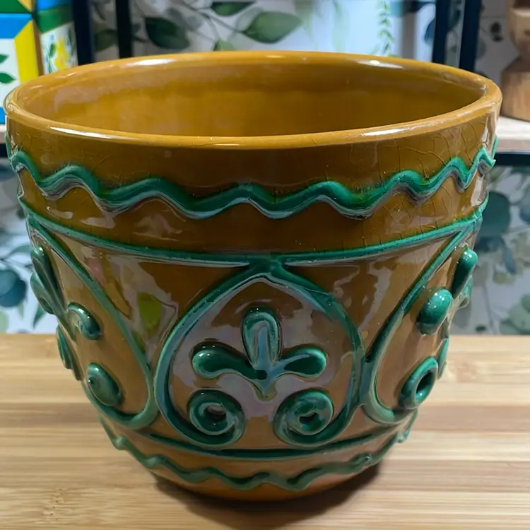 Italian Majolica Planter