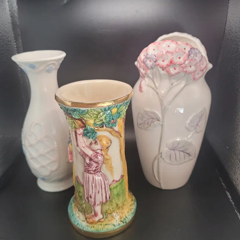 Lot of 3 Vases -Sigma by Tastesetter-Italian Made 3D Gold Gilt-White Ceramic