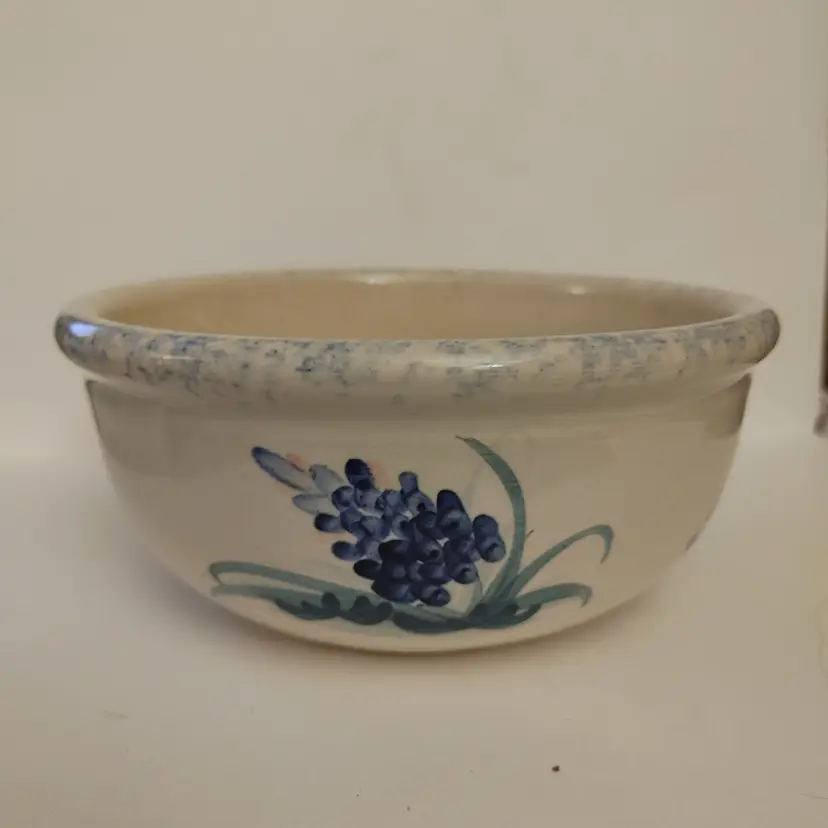 Ellis Prod Pottery bowl with flowers. Hand crafted in Marshall, TX. 7.25 diameter. No chips or cracks.