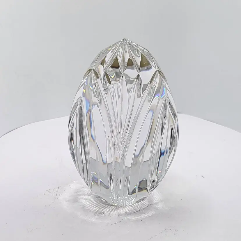 Vintage Elegant Crystal Art Glass Paperweight made by Violetta of Poland 24% Lead Crystal 4 " x 3"