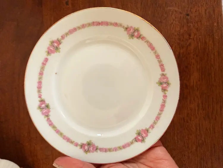 Vintage Pink Rose Garland Bread and Butter Plate, 6 Inch Floral Dessert Plate, Cottage Style China, Shabby Chic Tea Party Plate, Vintage Small Plate