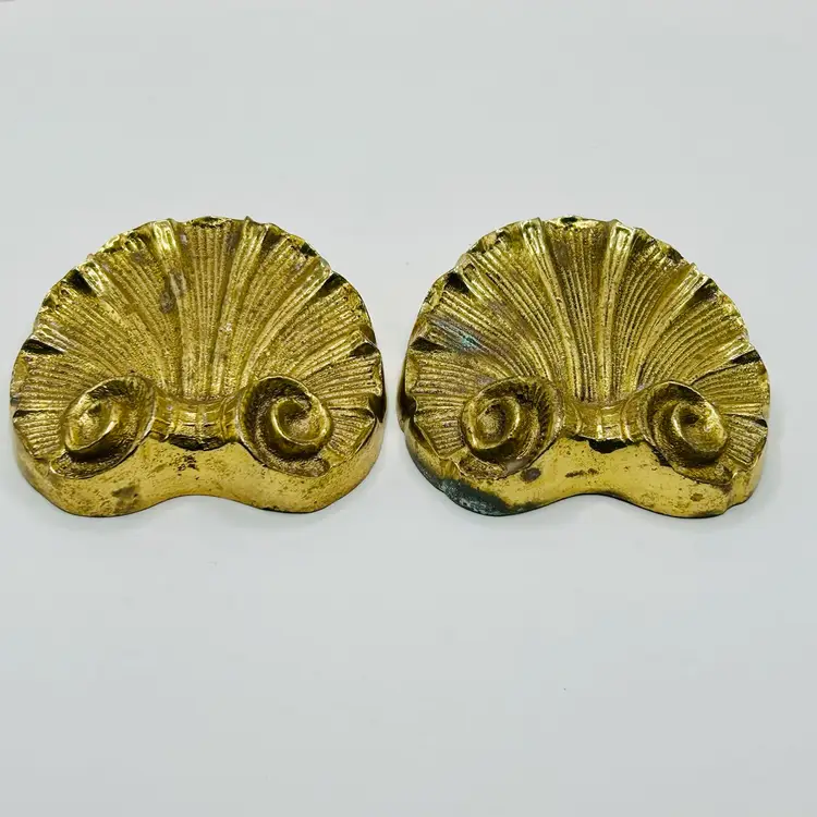 Vintage Pair Brass Shell Wall Plaque Mini Door Topper Medalian Sconce 3 inch