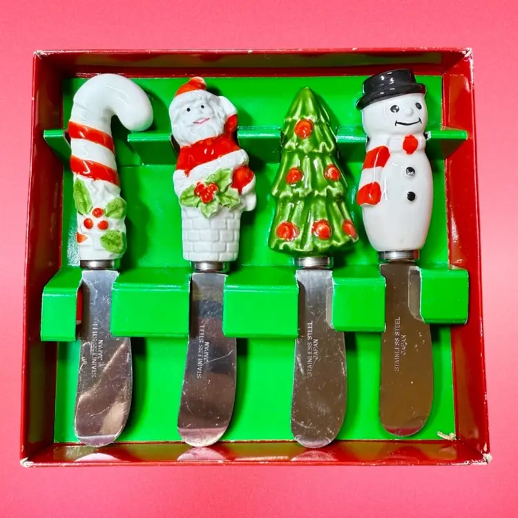 Japan Ceramic Stainless Steel Hors D'oeuvres Knife Set Christmas Characters 4 Pc