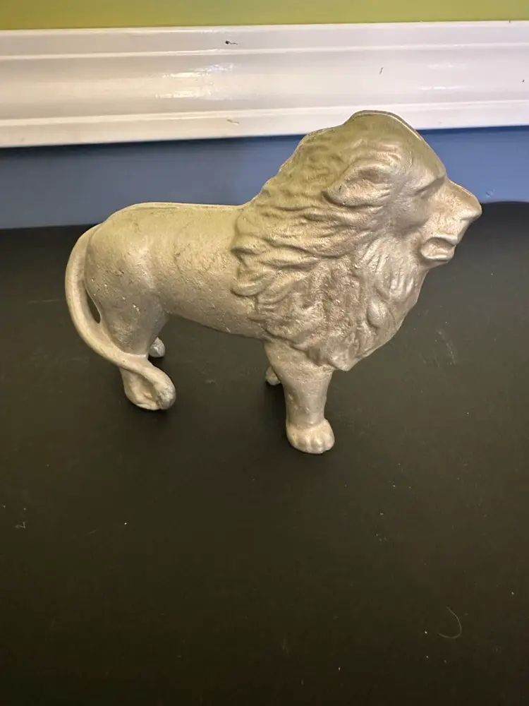 Vintage Cast Metal Lion Bank Tail Right Ears Back Silver Tone Coin 4”