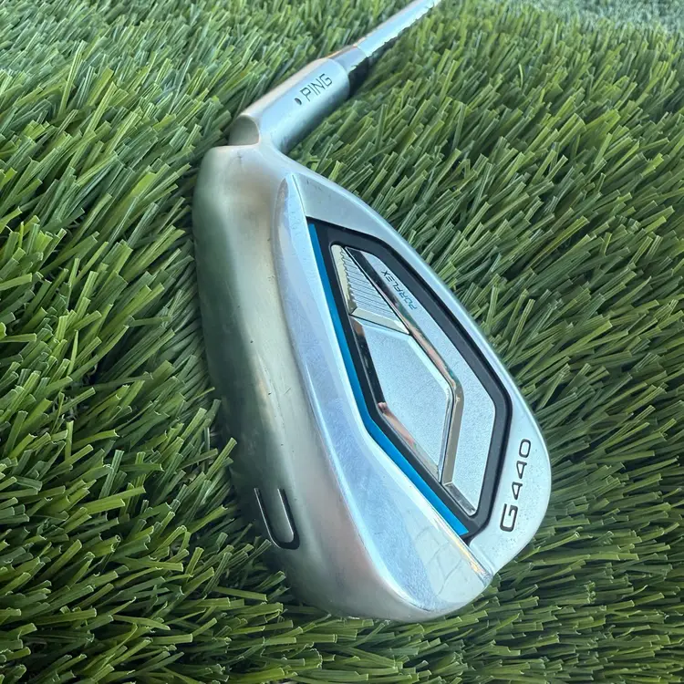 Ping G440 Black Dot Utility Wedge With R300 Dynamic Gold Shaft