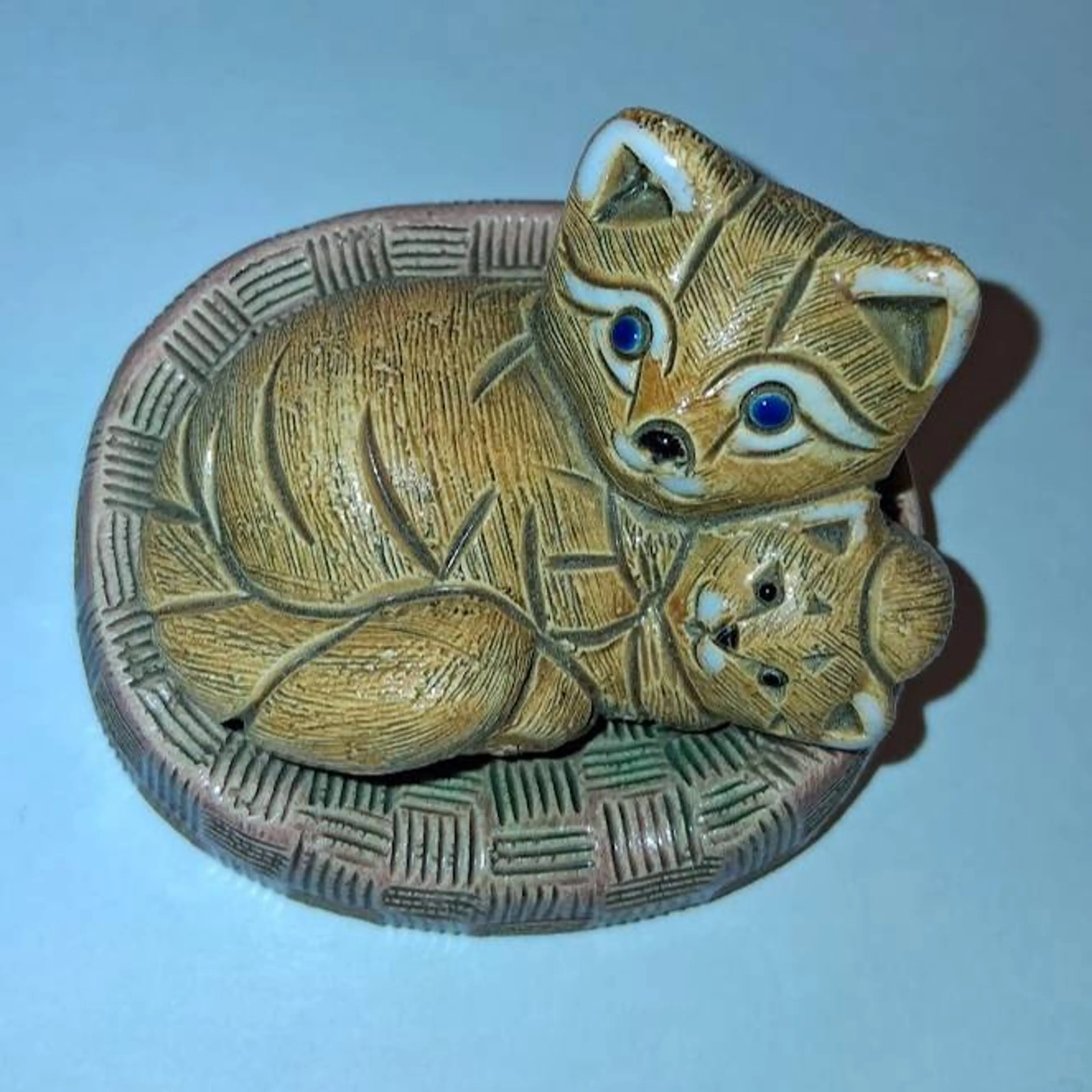 Image 2 of 6