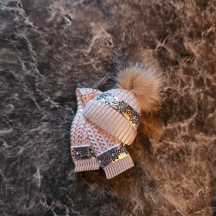 Broach Hat and Scarf Napier