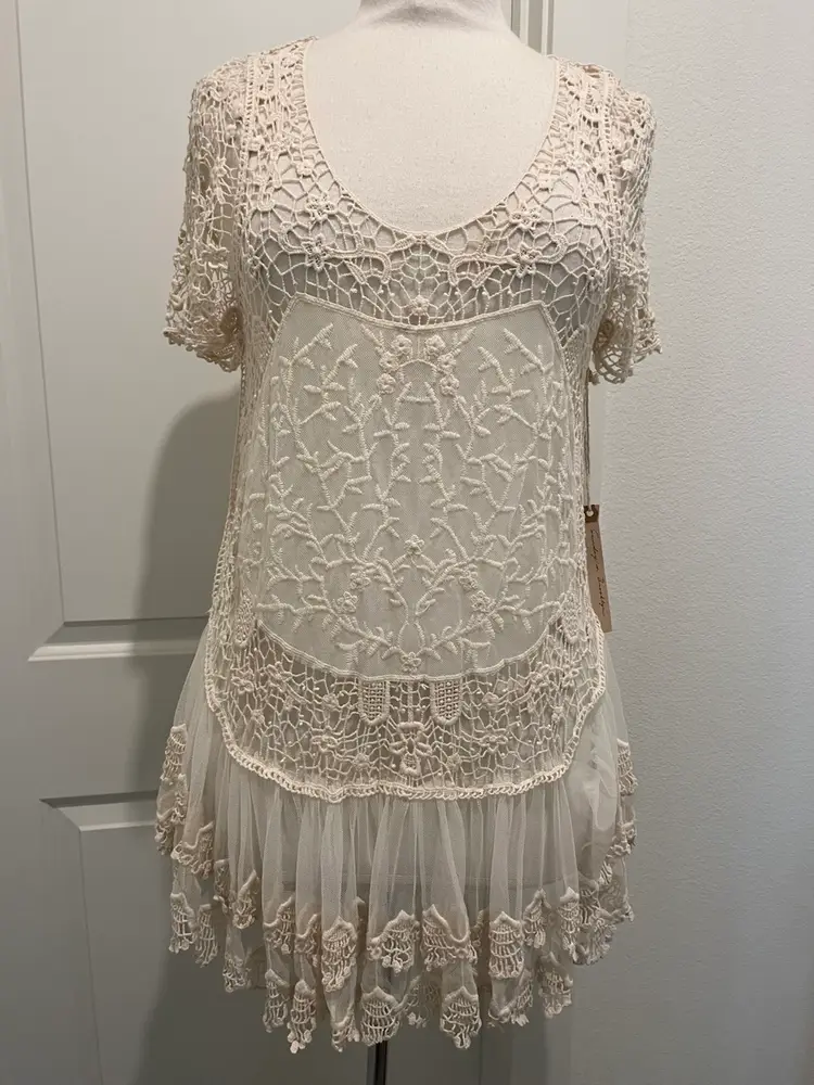 Sunday in Brooklyn size, small medium fairy ivory, cottage, core Lause, lace and crochet