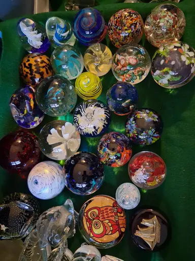 Paperweight Pop-Up Show!! 