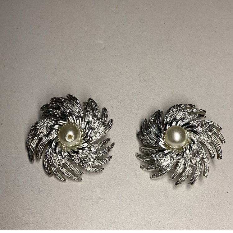 Faux Pearl & Silver-tone 1962 Pinwheel Sarah Coventry Clipon Earrings