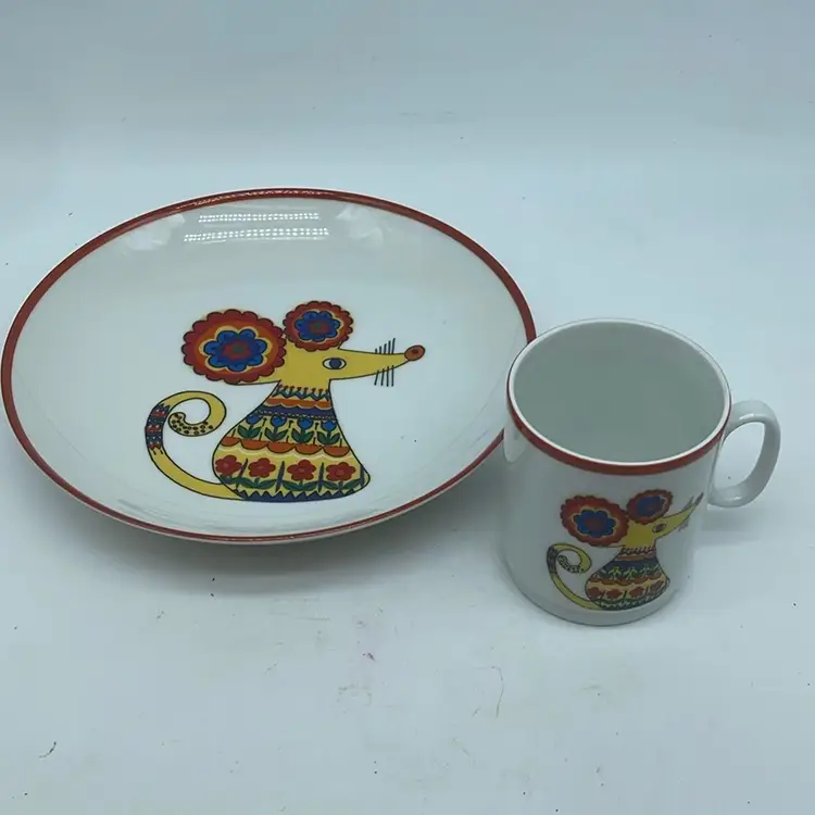 #1020 Kaiser, West Germany plate and mug set with a stylized mouse design 1970s.