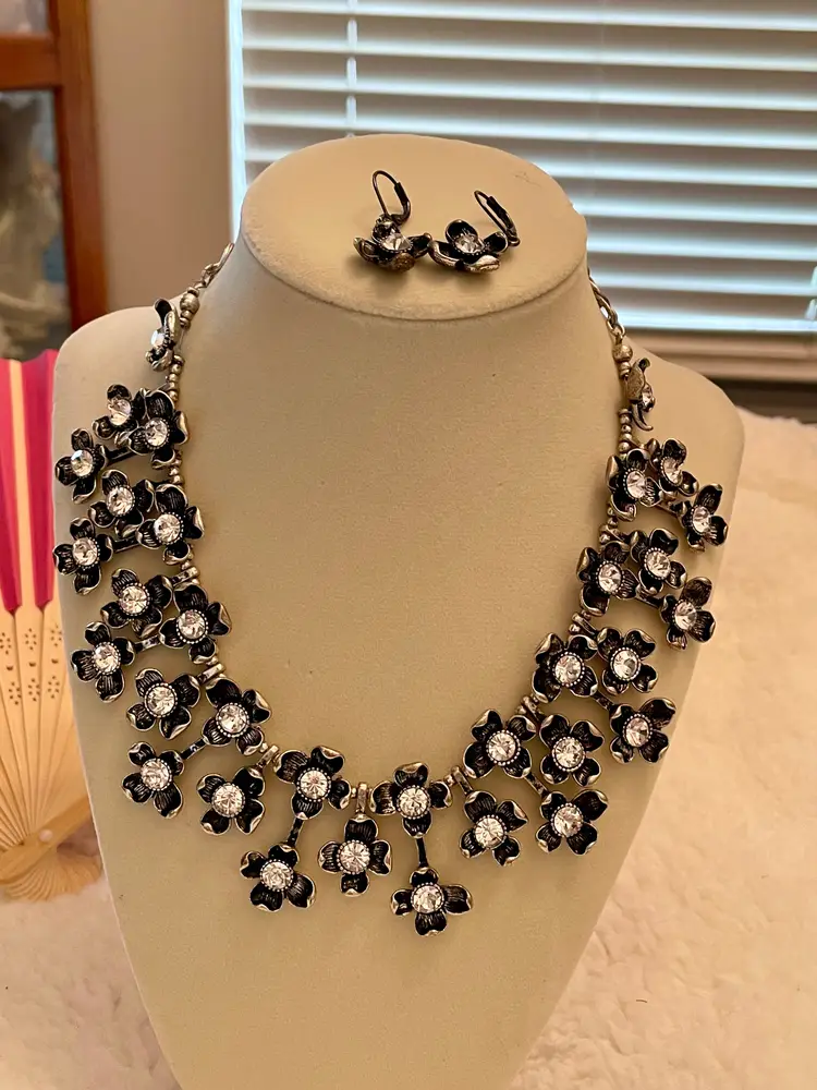 Vintage Joan Rivers Bib Gunmetal Flower and Rhinestone Necklace and Earring Set