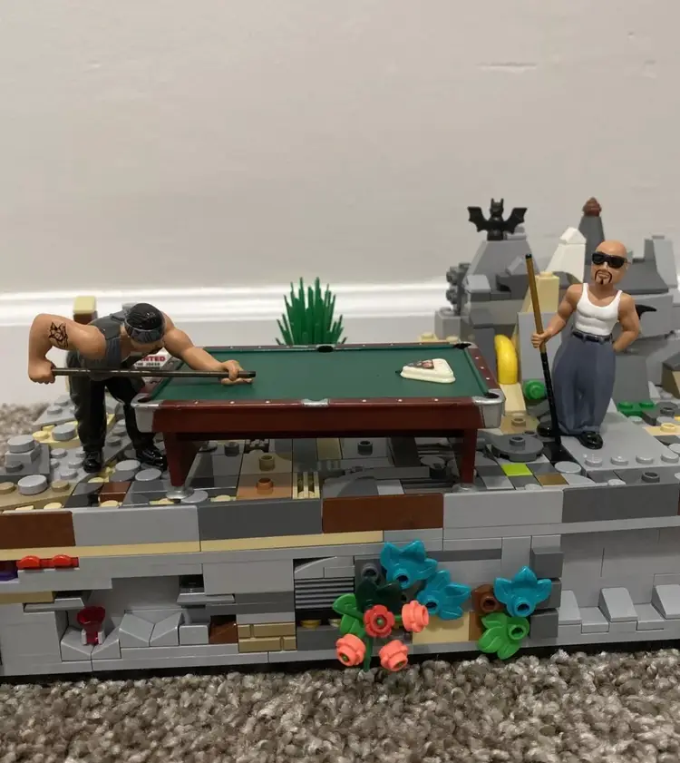 Homies Pool Hall Series 1 Scale 1:24