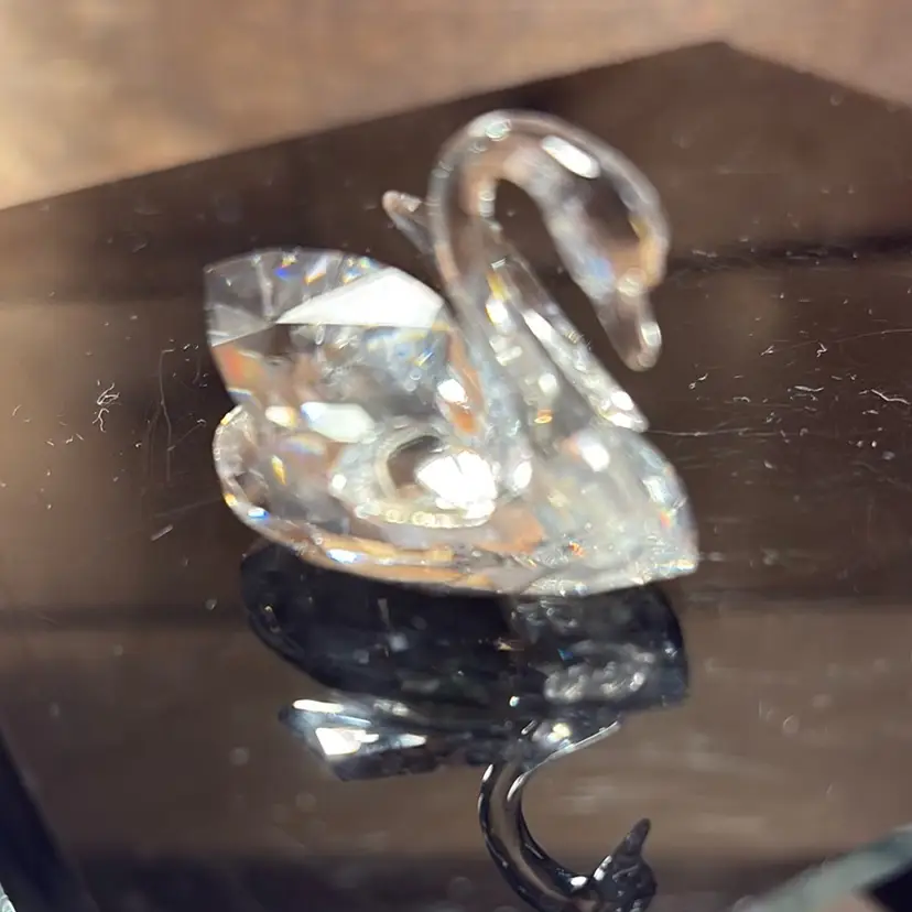 120. Small Swarovski Swan