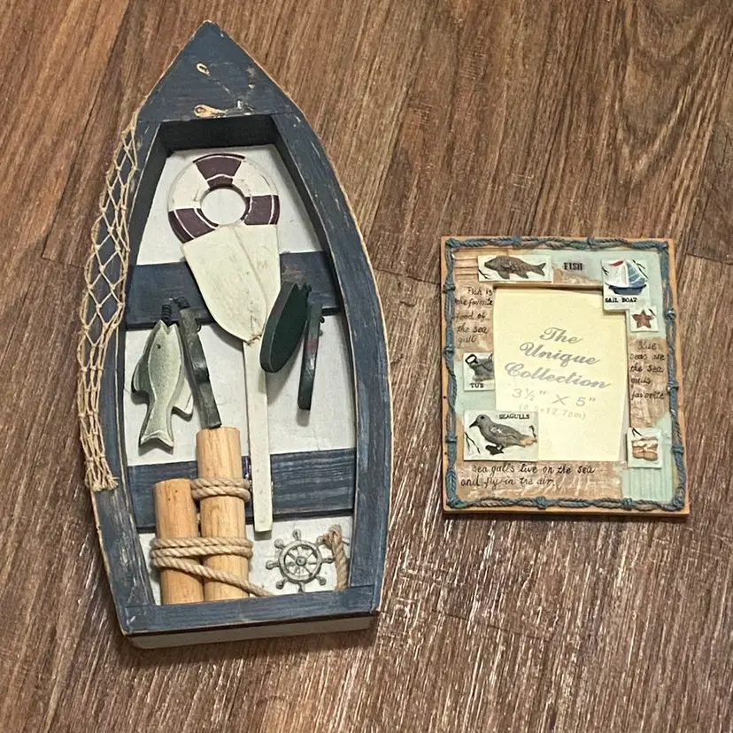 Lot Of 2 Nautical Fishing Canoe Wall Decor & Photo Frame Lake House Beach READ