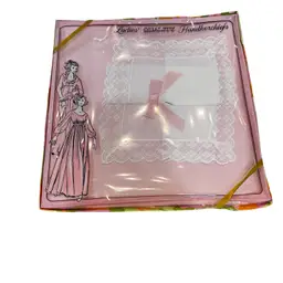 010 Vintage New Old Stock Women’s Hanky White Lacey