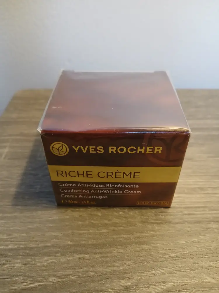 Yves Rocher Riche Crème Comforting Anti-Wrinkle Day Cream