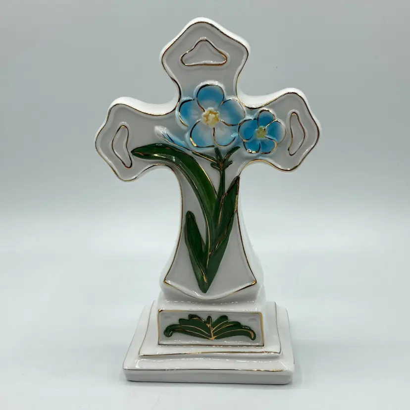 Vintage Ceramic Cross Blue Forget-Me-Not Free Standing Tabletop Figurine Statue Floral Gold Gilt