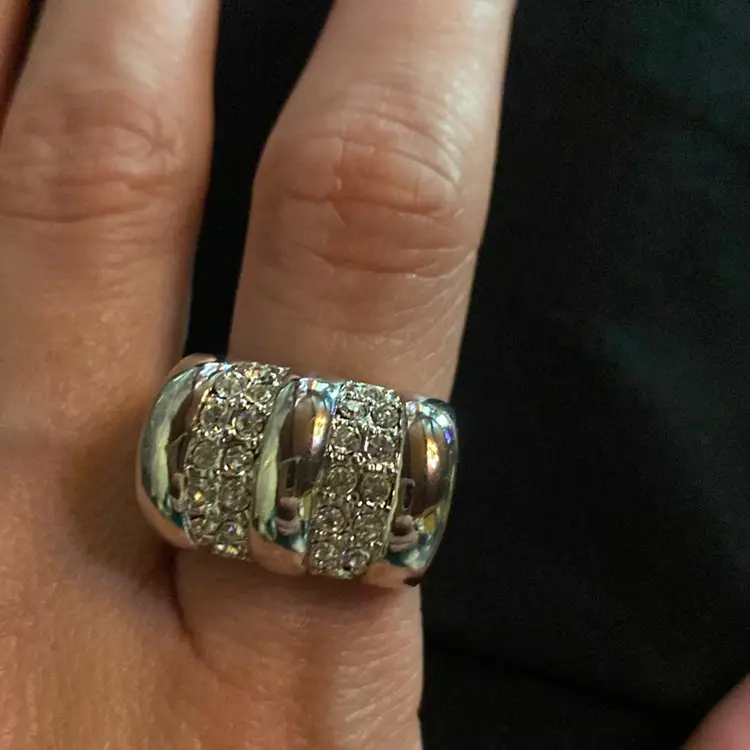 Square Barrel Silver tone Faux Diamond Ring Size 6