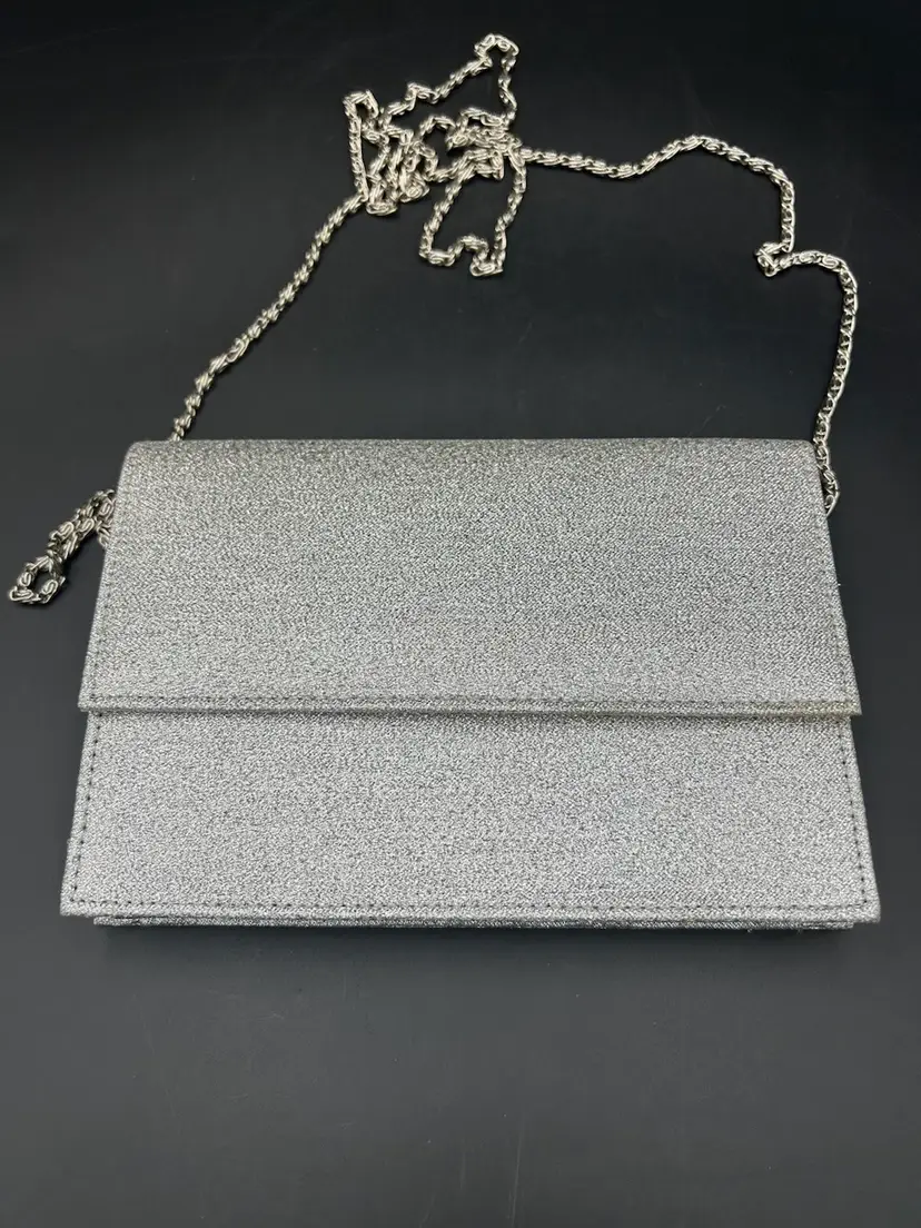 Pierre Dumas Silver Lame’ Evening Shoulder Purse Silver Chain