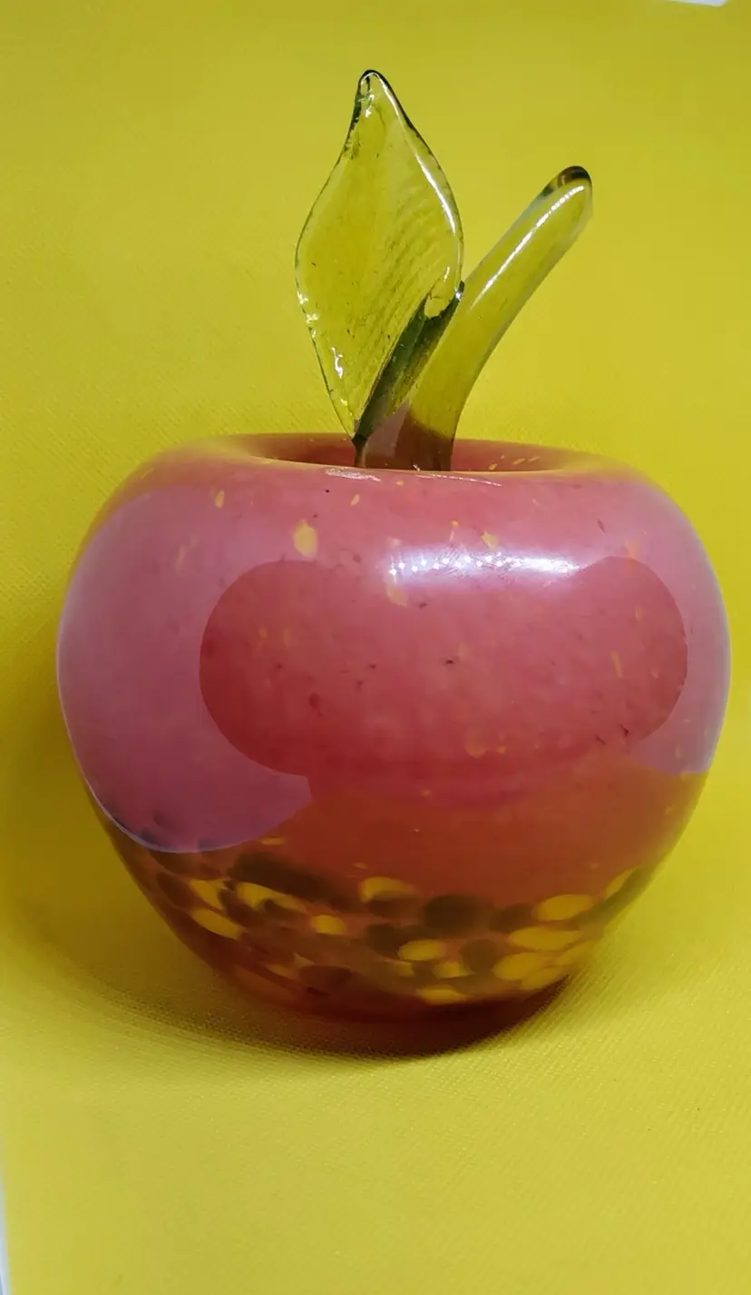 Art Glass Red Apple 4.5” Tall Paperweight Decorative Handblown Art Deco