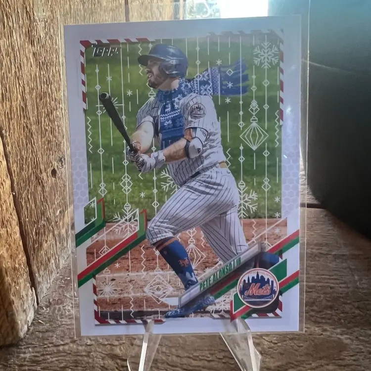 2021 Topps Holiday Blue Scarf Photo Variation Pete Alonso 428 New York Mets 