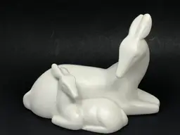 Gallery Originals 1984 Mother Deer and Fawn Ceramic Figurine