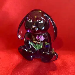 20. VTG Fenton/Lenox Amethyst Hand Painted Bunny