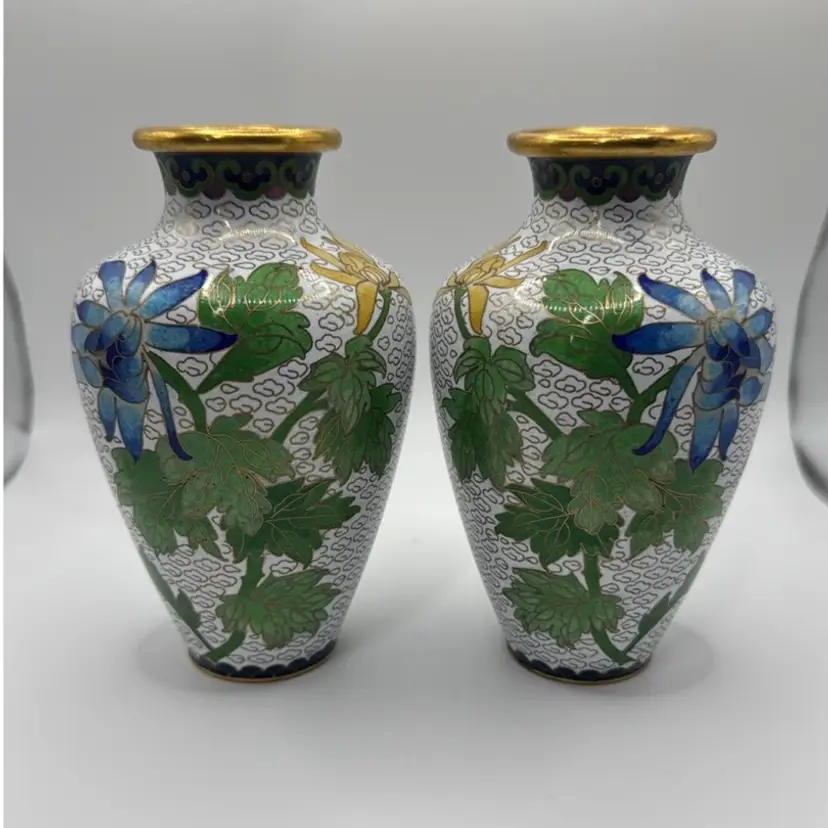Elegant Cloisonné Vases with Gold Accents 5.25” tall set of 2
