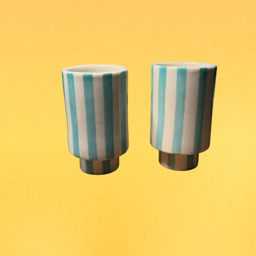 19. Turquoise Midcentury Ceramics White Midcentury Mugs