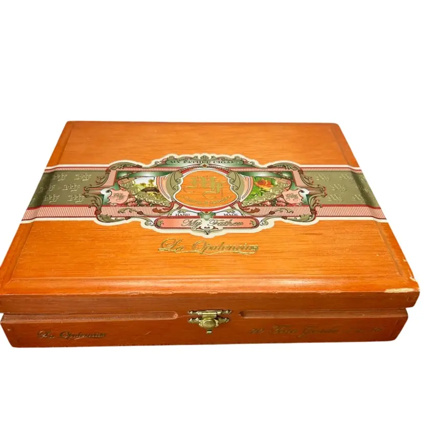 Handmade “My Fathers Cigars”  Wooden Box Couple Of Chips @ 10x8x2 1/2