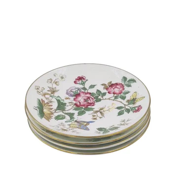 4pc VINTAGE SAUCERS
By Wedgwood Fine China
“Charnwood” Pattern 1951-1987