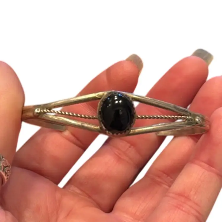 Sterling Silver Onyx Native American Cuff 2.5”, 7.7g