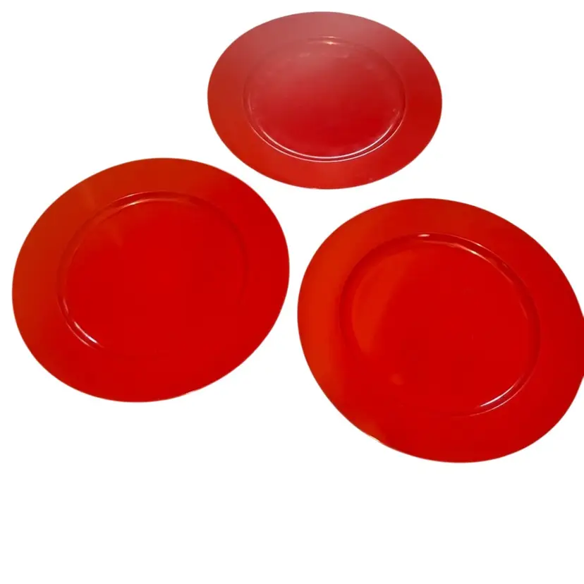 Nancy Calhoun Red Laquer Chargers 13”