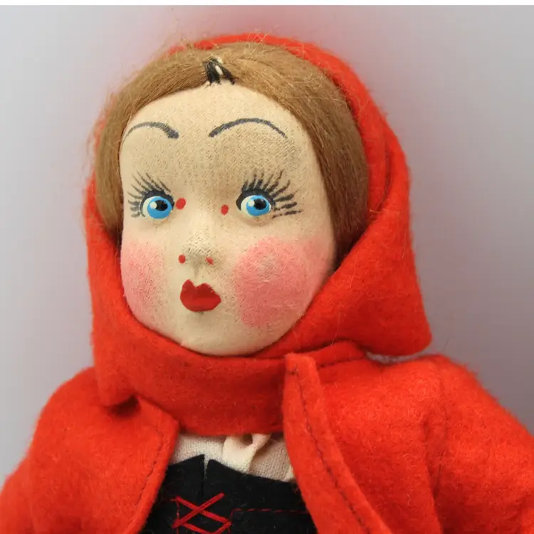 Vintage Sardinian Italian Cloth Dolls Felt Faces Folk Art Traditional Costumes