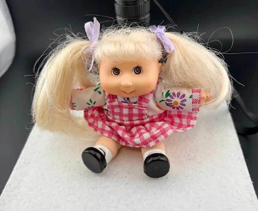 Mini Cabbage Patch Doll - 4.5" Tall x 4" Wide