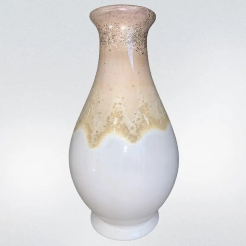 AMERICAN OAK PRESERVING COMPANY 9.5” CREAM/BEIGE Vase