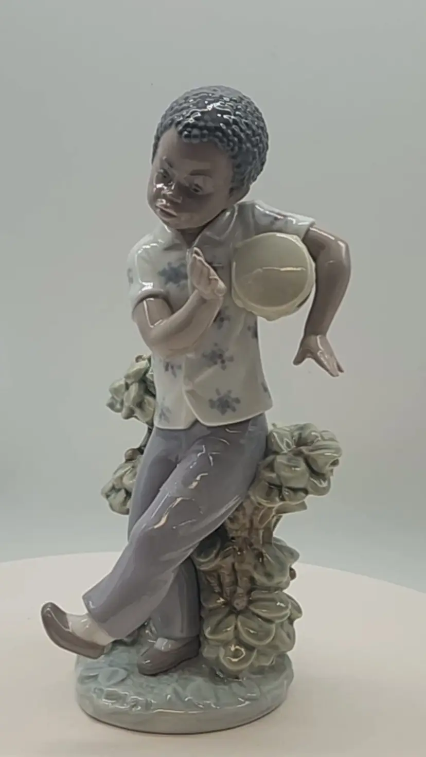 Vintage LLADRO 5157 Bongo Beat Black Legacy Collection Dancing Boy Drum Retired
