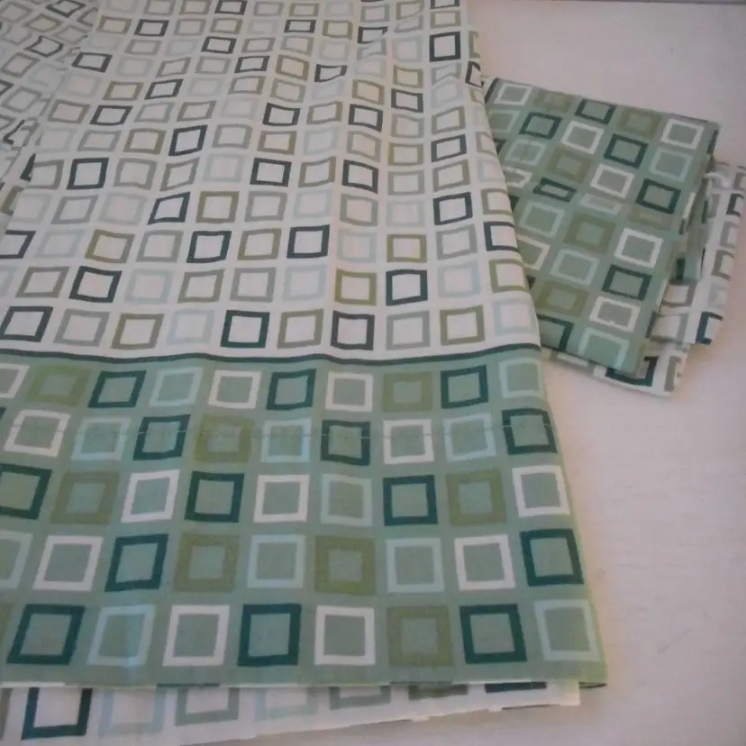 Vintage Set Green white King Pillowcases Westpoint Stevens USA Made Squares