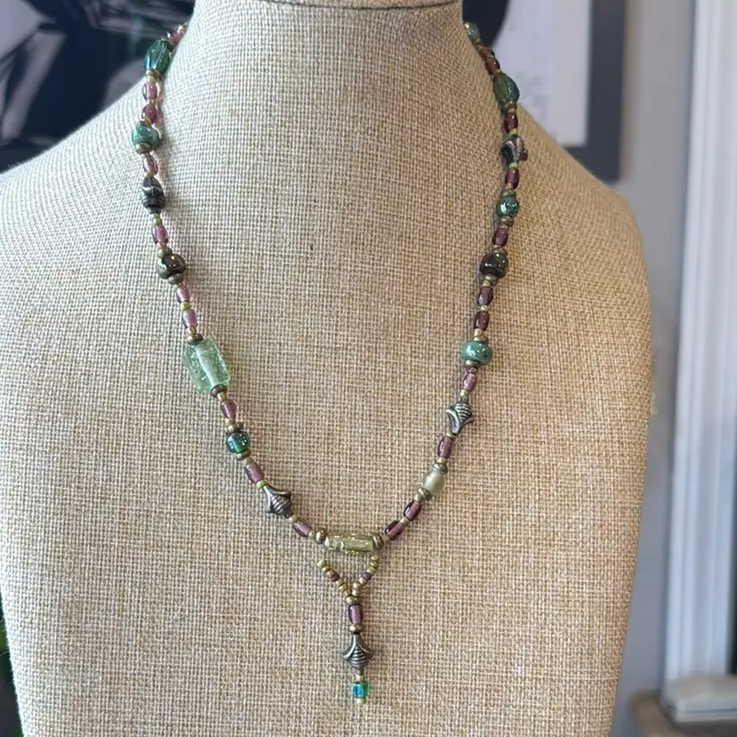 Vintage 22” Glass Bead Necklace