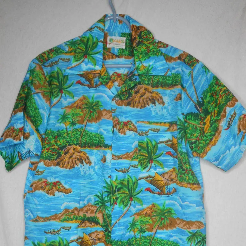 Vintage Hawaiian Waikiki 76 Shirt Sz M Made in Korea Island Boat Destination Wedding