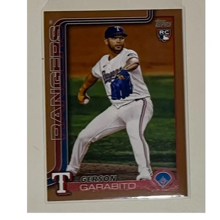 Gerson Garabito RC Topps Gold /2025 Texas Rangers
