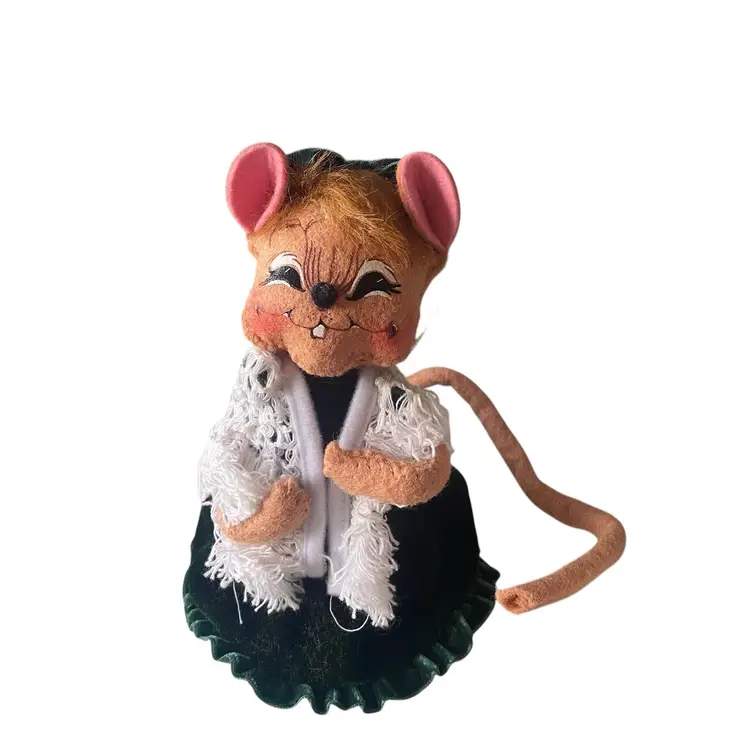 Annalee Caitlin O'Mouse Doll w/ Shawl St Patrick's Mouse Mobiltree 2006 6”