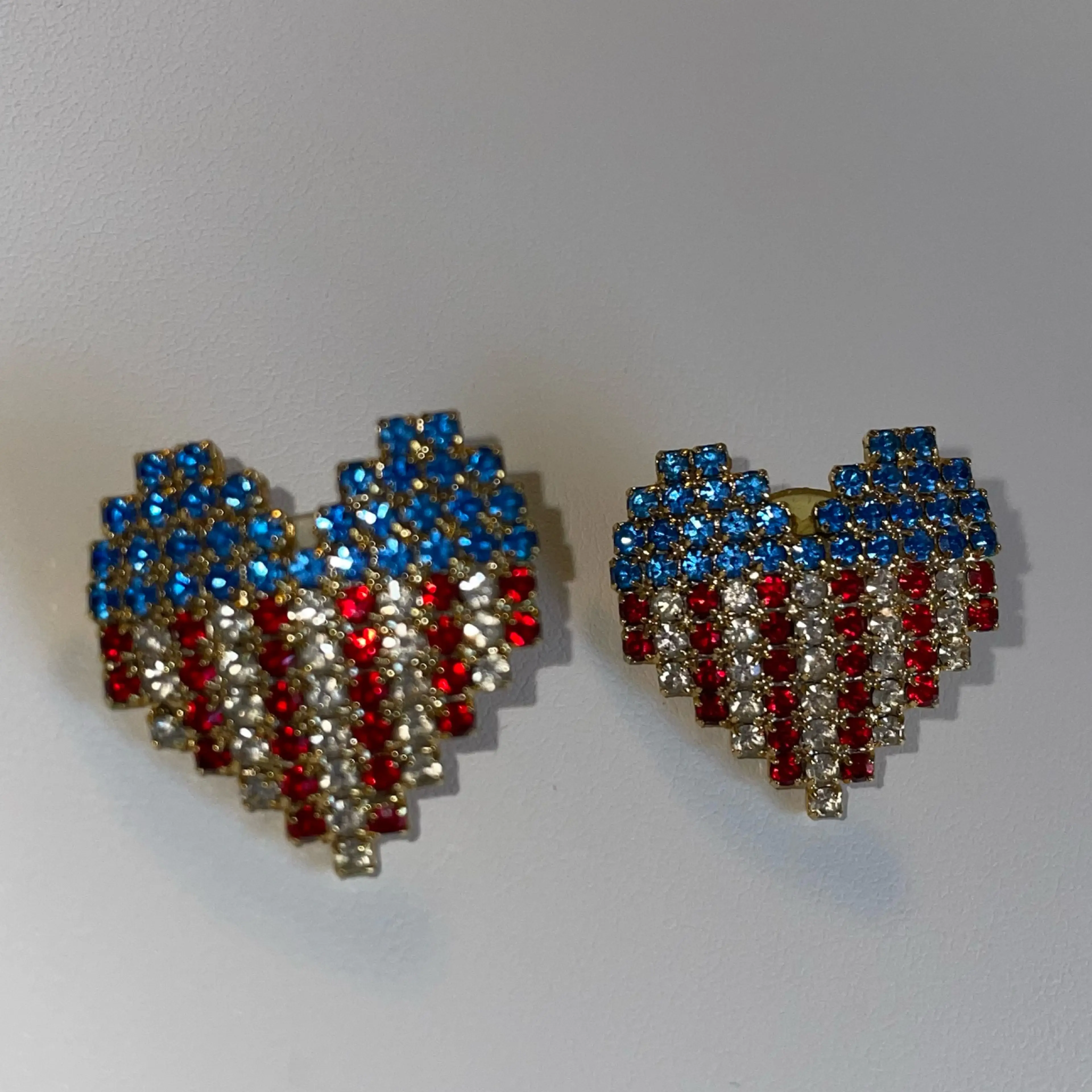 Image 2 of 4